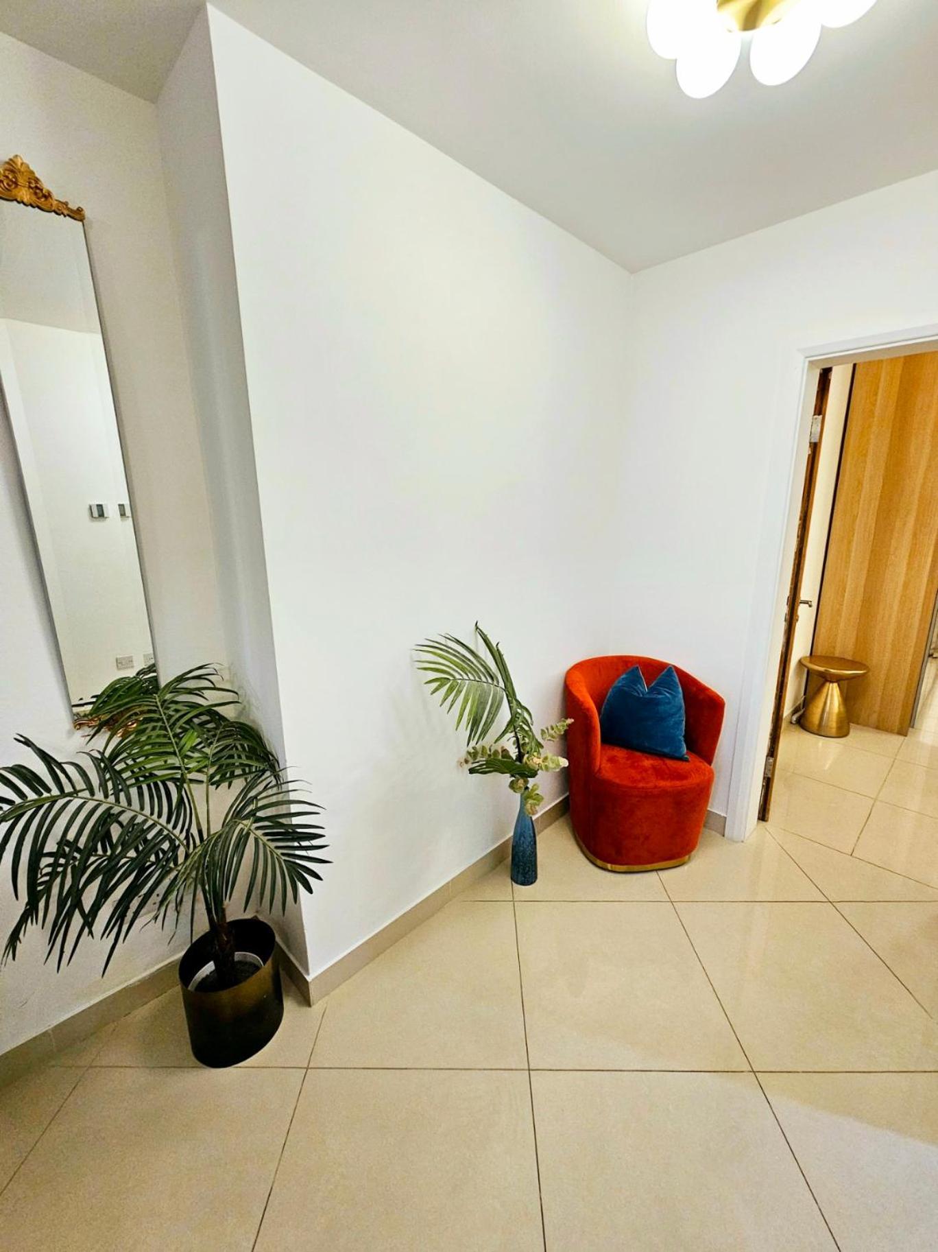 Modern Hyde Park Home With Private Entrance & Private Back Patio Near Bayswater & Paddington Stations Londen Buitenkant foto