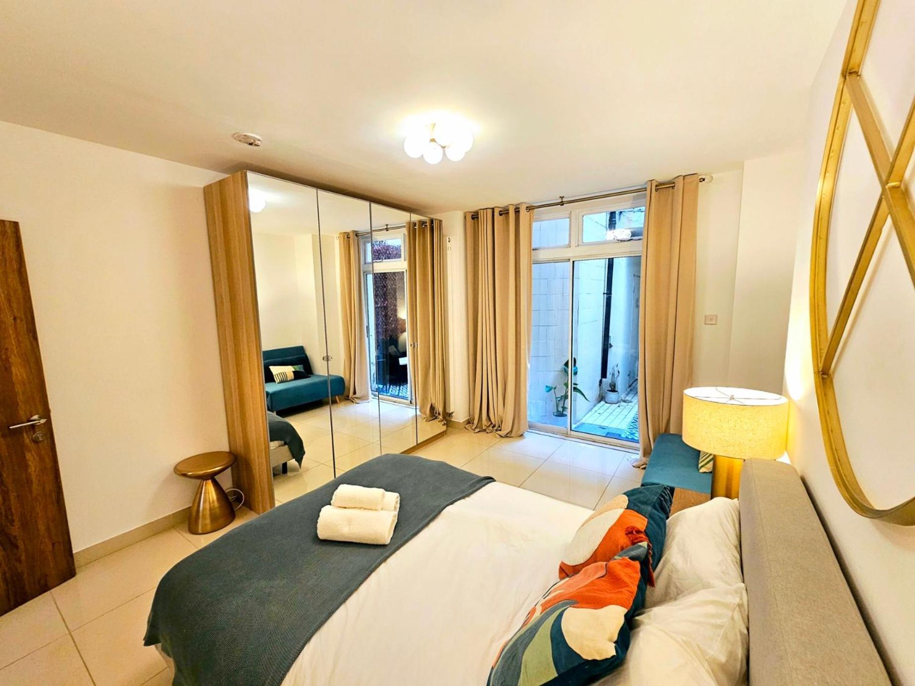 Modern Hyde Park Home With Private Entrance & Private Back Patio Near Bayswater & Paddington Stations Londen Buitenkant foto