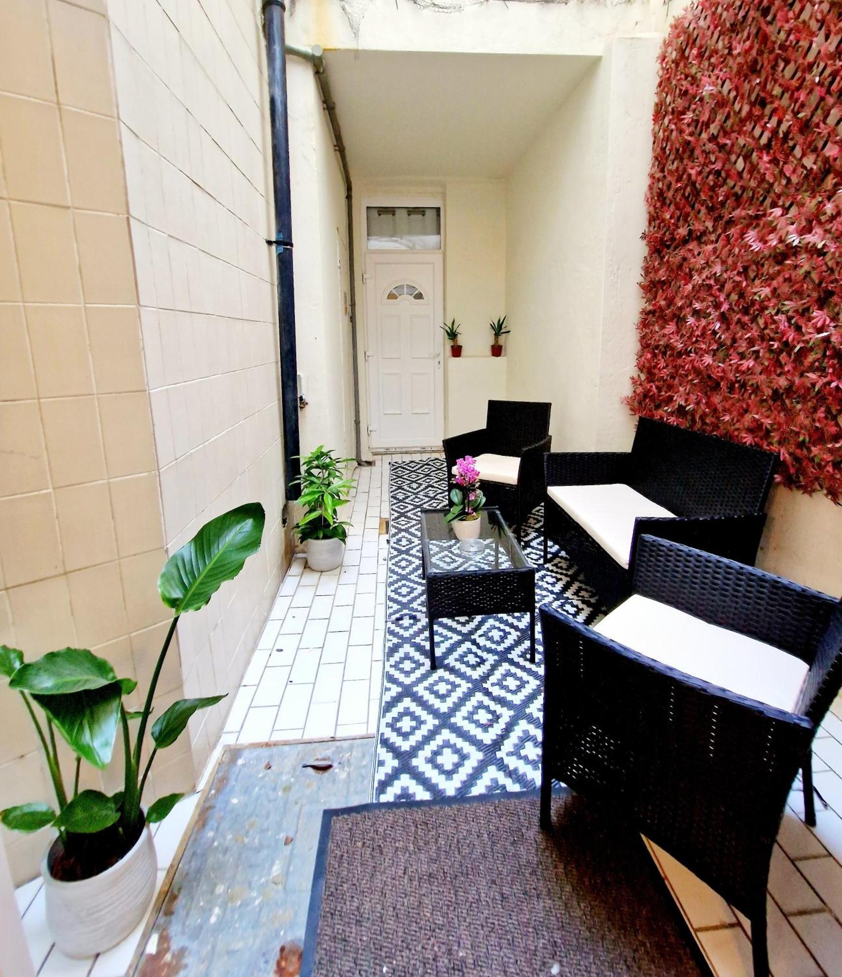 Modern Hyde Park Home With Private Entrance & Private Back Patio Near Bayswater & Paddington Stations Londen Buitenkant foto