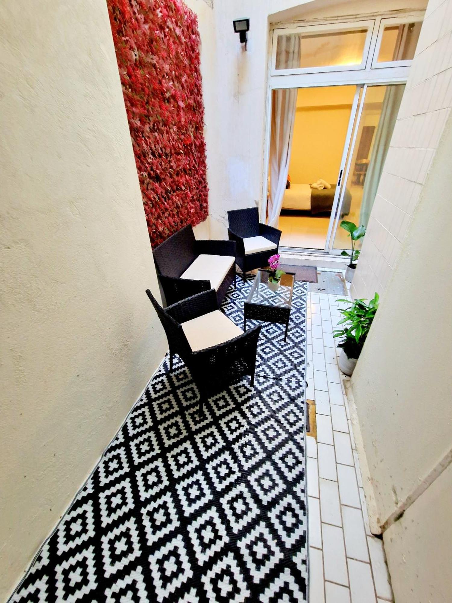 Modern Hyde Park Home With Private Entrance & Private Back Patio Near Bayswater & Paddington Stations Londen Buitenkant foto